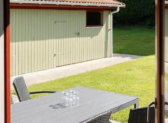 Sj299-hejlsminde-poppelvaenget-4 *
