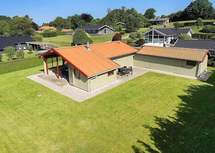Sj299-hejlsminde-poppelvaenget-4 *